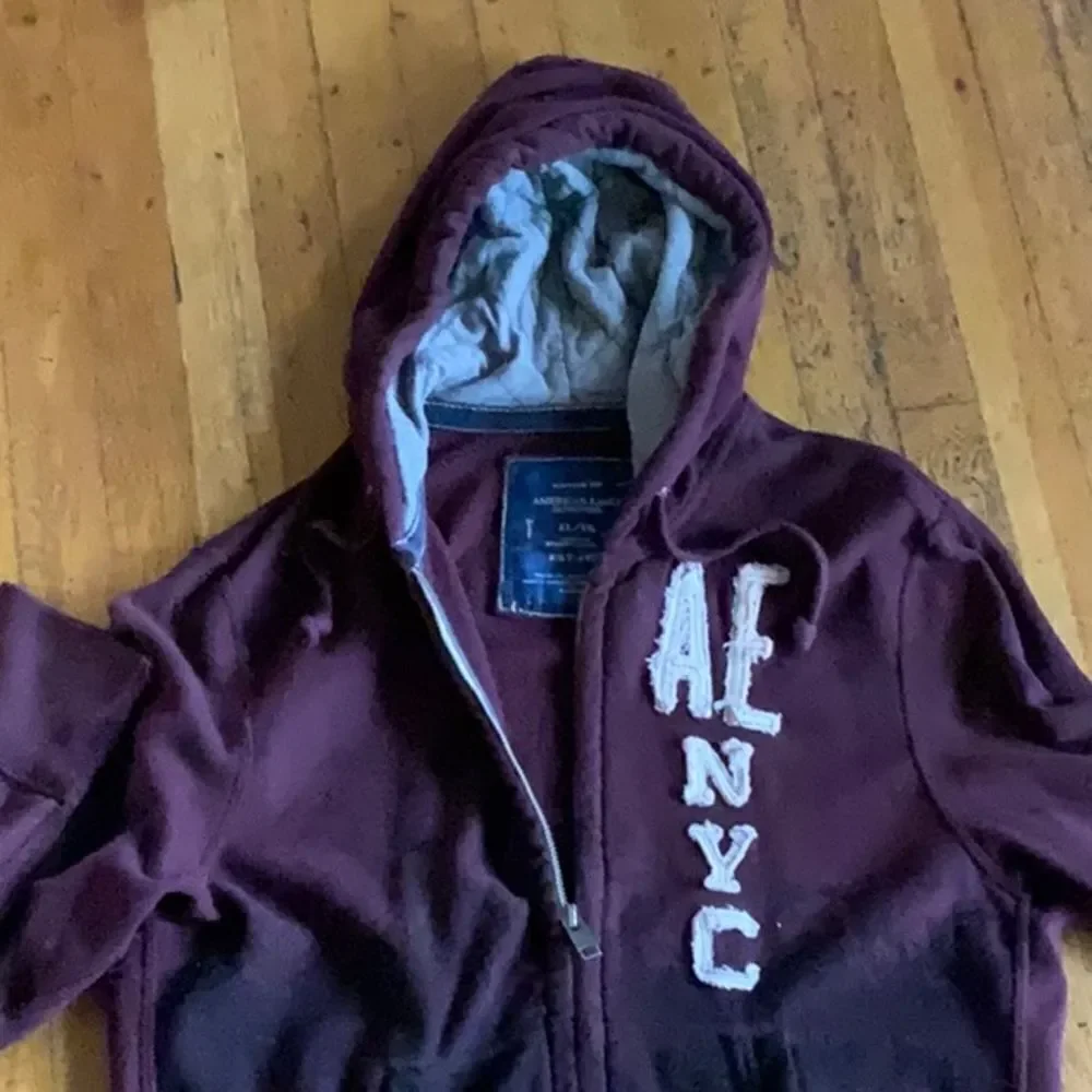 AE vintage fit zip up